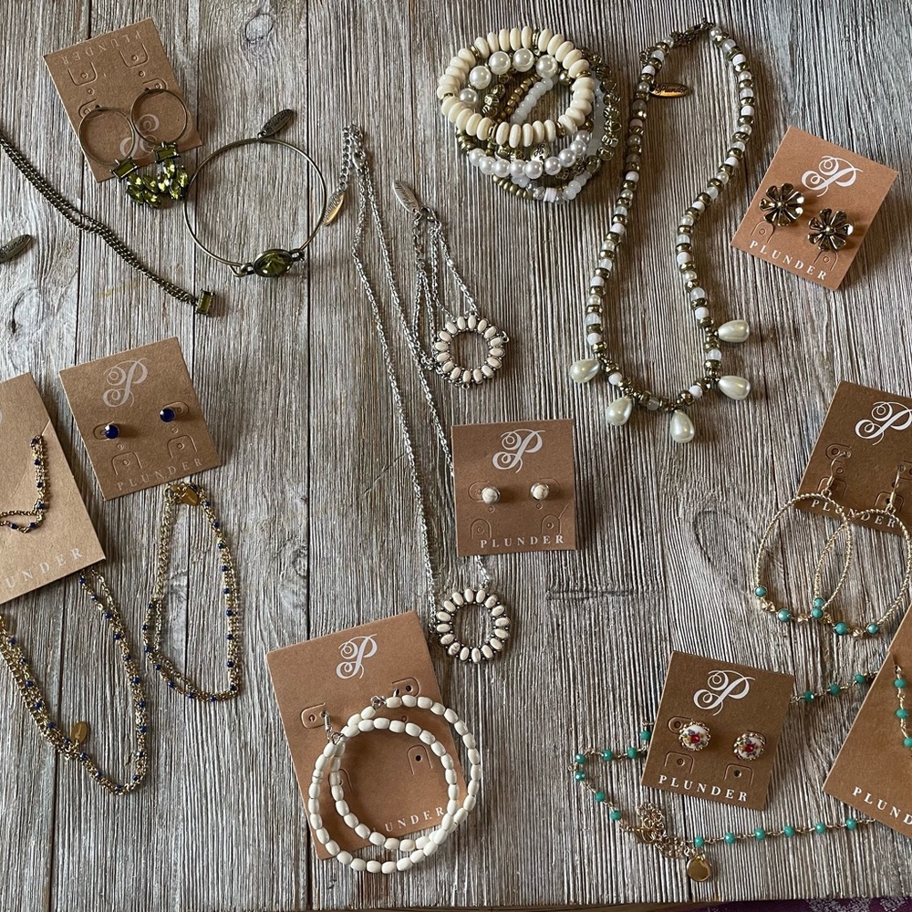 Plunder Posse Sets!